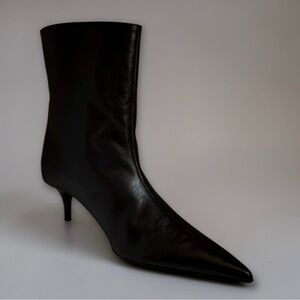 Schutz Mikki Mid Pointed-Toe Leather Heeled Boots Black